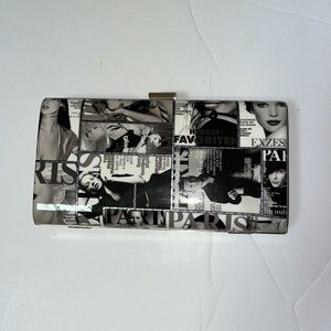 Graphic Hard Case Clutch